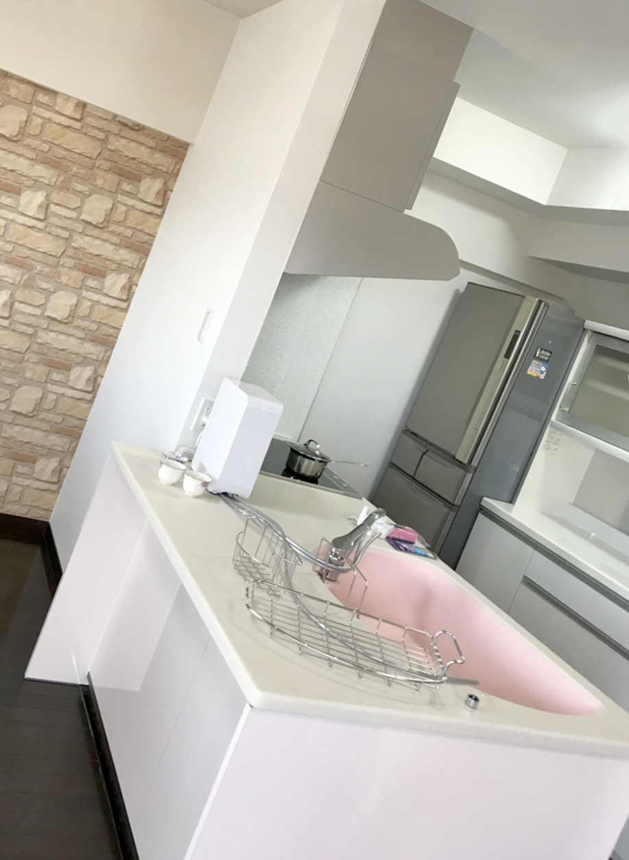 マンション 開放的かつ笑顔の増える可愛いキッチンへ